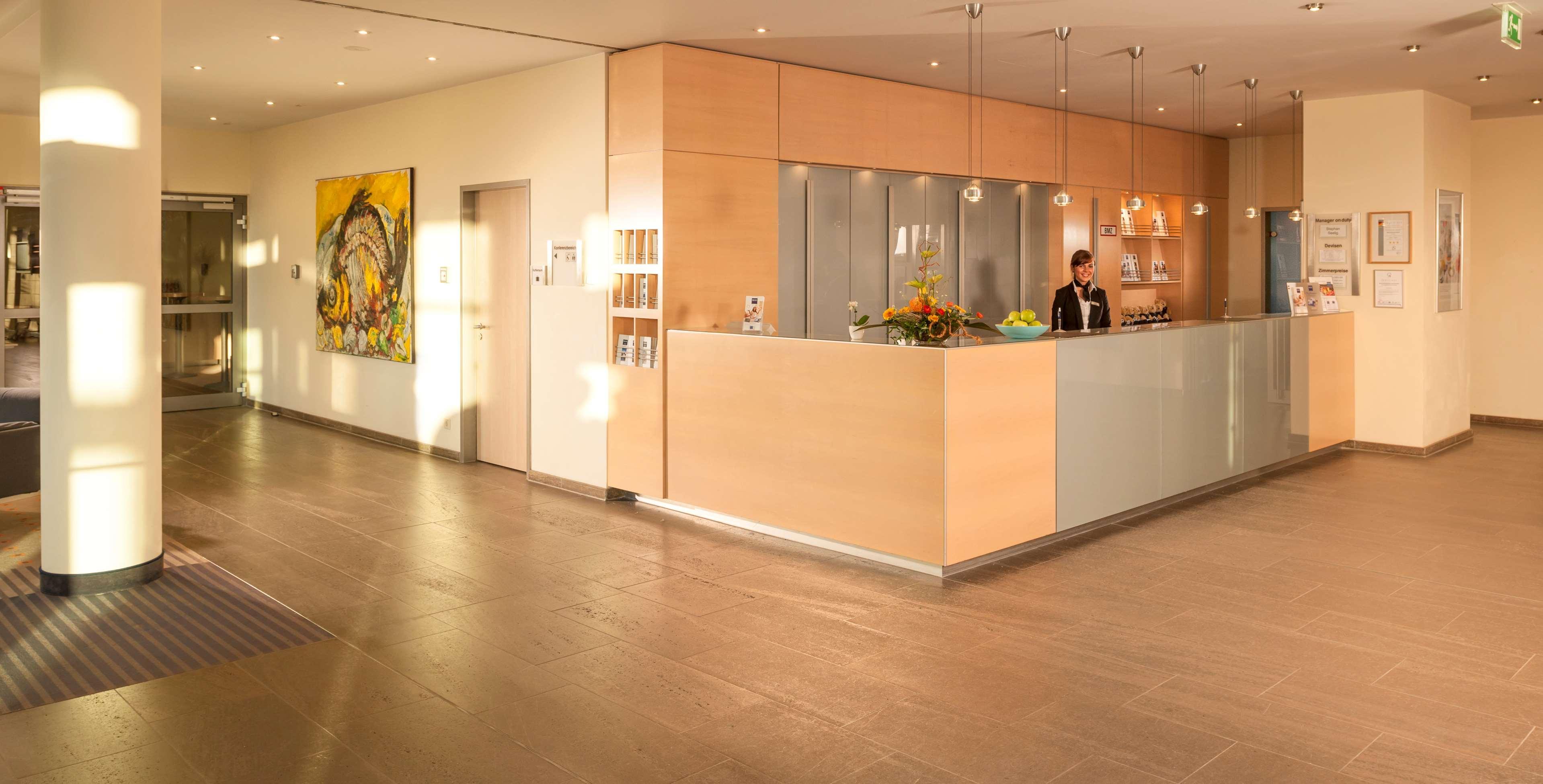 เอสเซนเชียล บาย ดอรินต์ เบอร์ลิน-อัดเลอร์สโฮฟ Hotel ภายนอก รูปภาพ